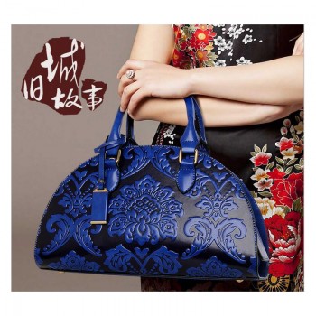 欧美压花贝壳包手提小包