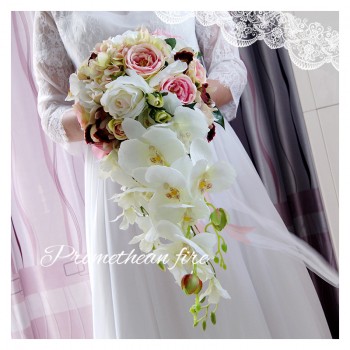 水滴瀑布新娘手捧花束韩式婚礼高档仿真绢花蕾丝拖尾婚纱专属拍照