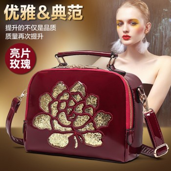 新款女包2017民族风漆皮亮片装饰手提包花卉复古单肩斜挎背包