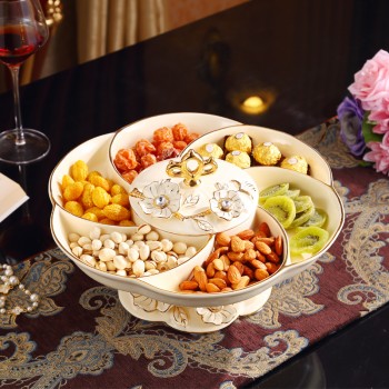 新款上市分格带盖360度旋转创意新年结婚庆糖果干果欧式陶瓷果盘