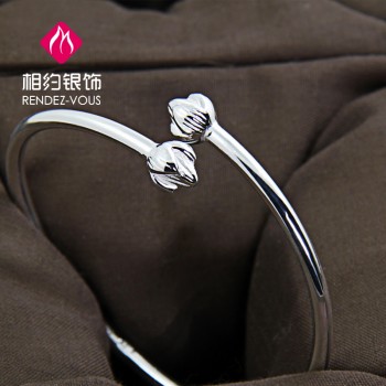 相约银饰S990足银手镯并蒂莲花桌子水莲花送女友妈妈闺蜜纯银镯子